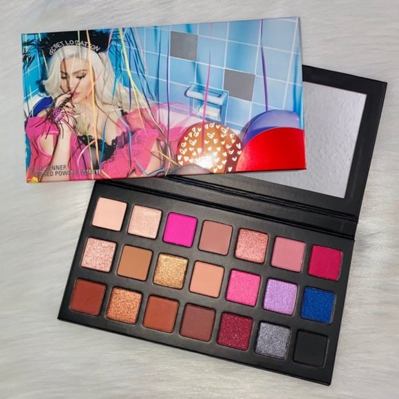 Kylie Cosmetics Sipping Pretty Eyeshadow Palette 21st Birthday Limited Edition - Picture 1 of 5